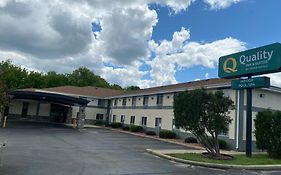 Quality Inn And Suites West Bend Wi